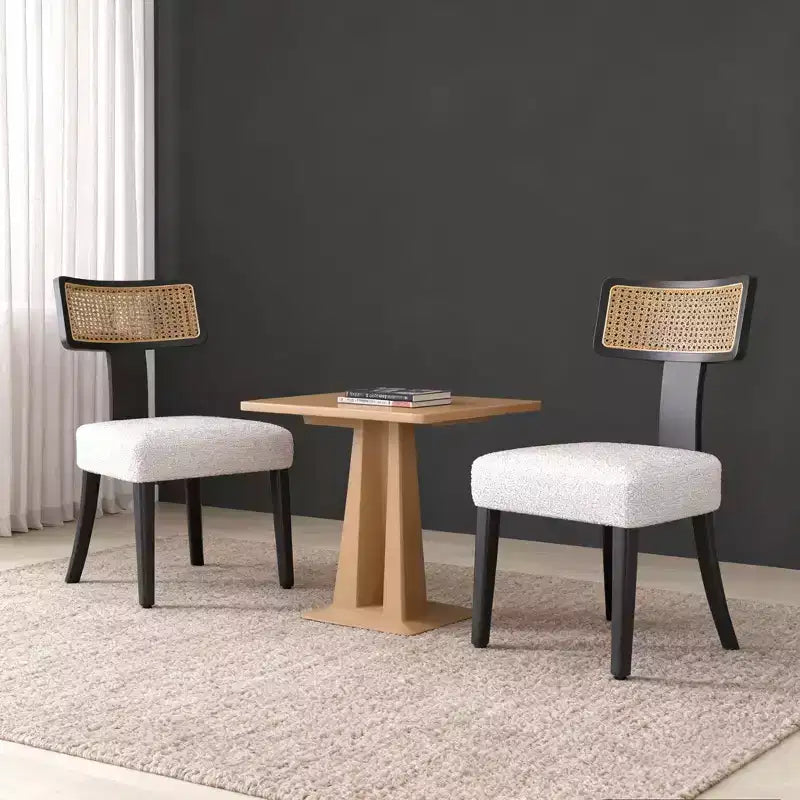 Sedia da pranzo imbottita in similpelle beige con schienale in rattan, set da 2