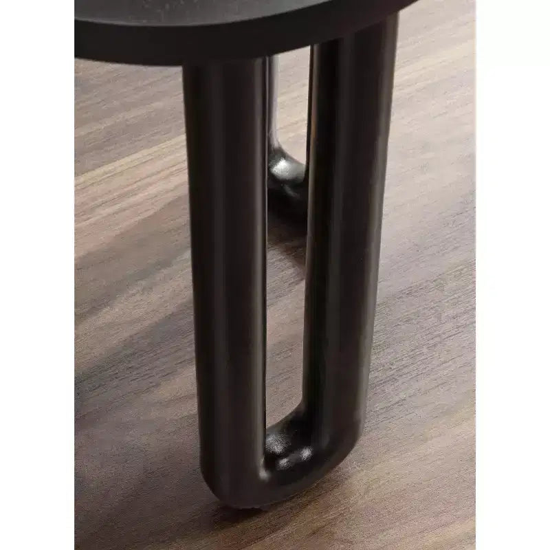 Tavolino rotondo nero/naturale in legno, gambe treppiede, 1 posto
