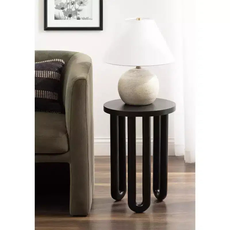 Tavolino rotondo nero/naturale in legno, gambe treppiede, 1 posto